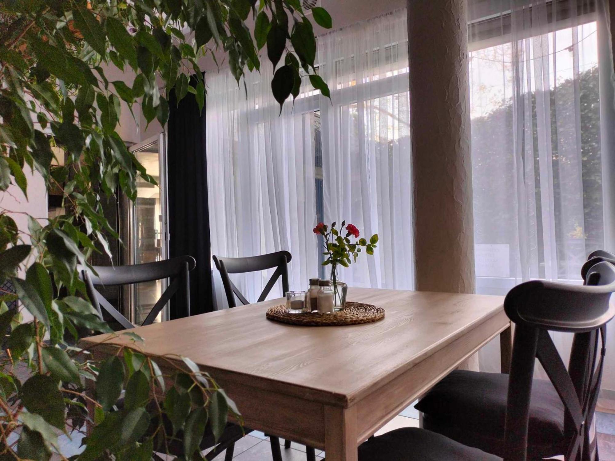 Kamienica Pokoje & Restauracja オパレニツァ エクステリア 写真
